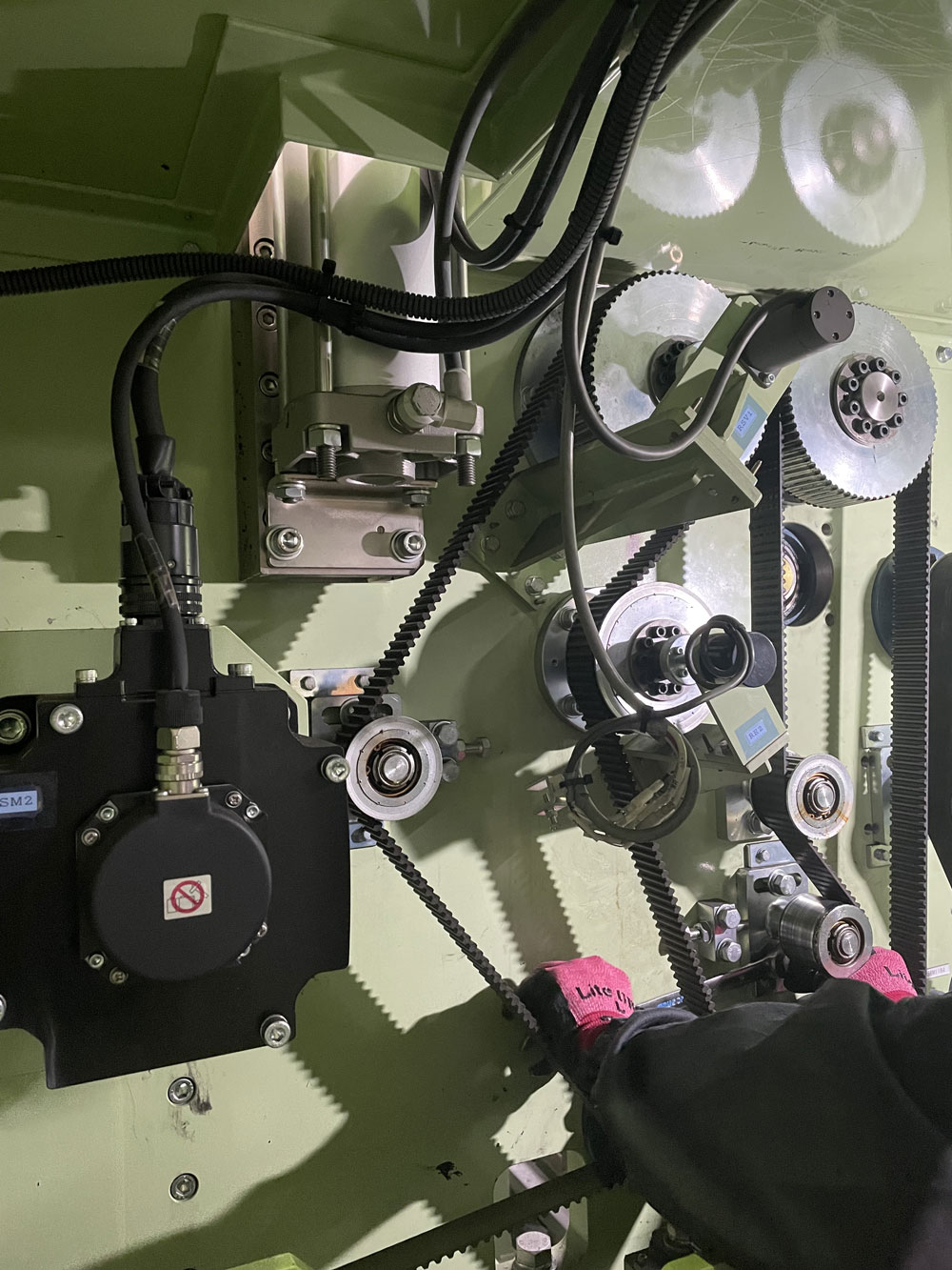 ゴムロール交換工事①